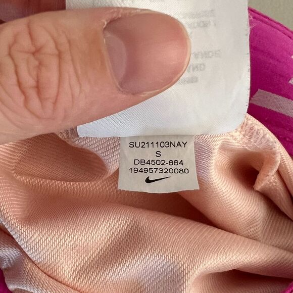 Nike Attack Womens Small Dri-FIT‎ Fitness Mid-Rise 5" Unlined Shorts Pink Dance - Picture 7 of 12